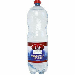 dzeramais-udens-gazets-2l-savai-gimenei